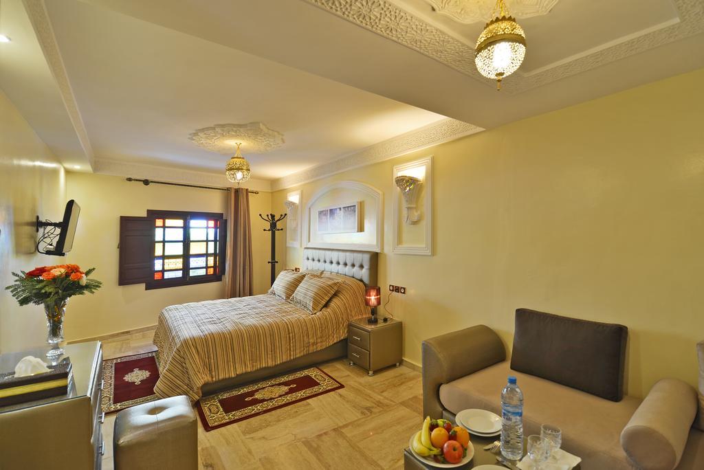 Hotel Blue Sky